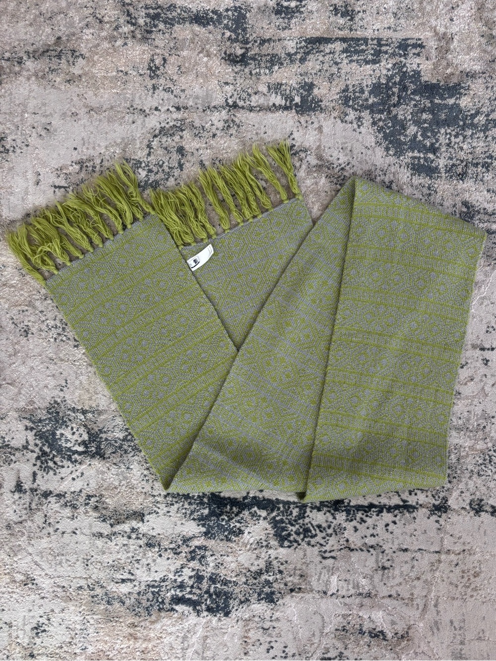 Free Press scarf